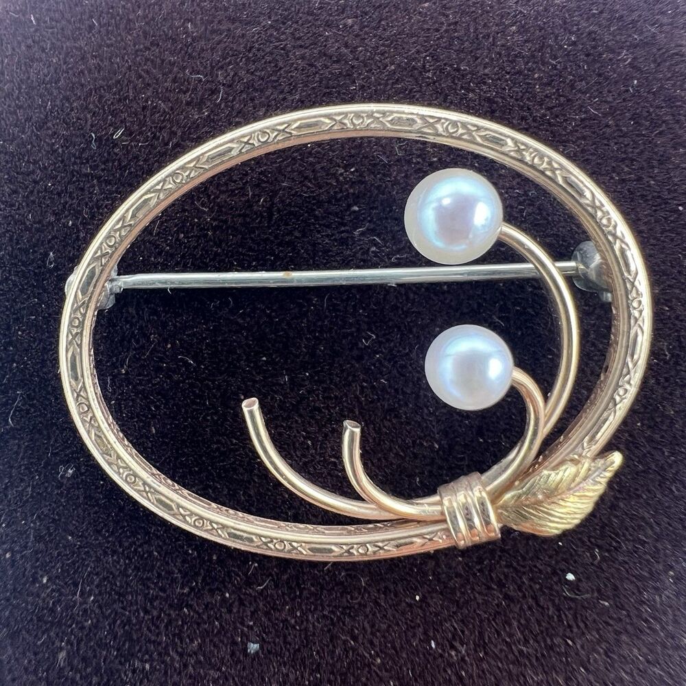 VINTAGE KREMENTZ HANDCRAFTED OVAL GOLD TONE LEAF REAL CULTURED PEARLS BROOCH